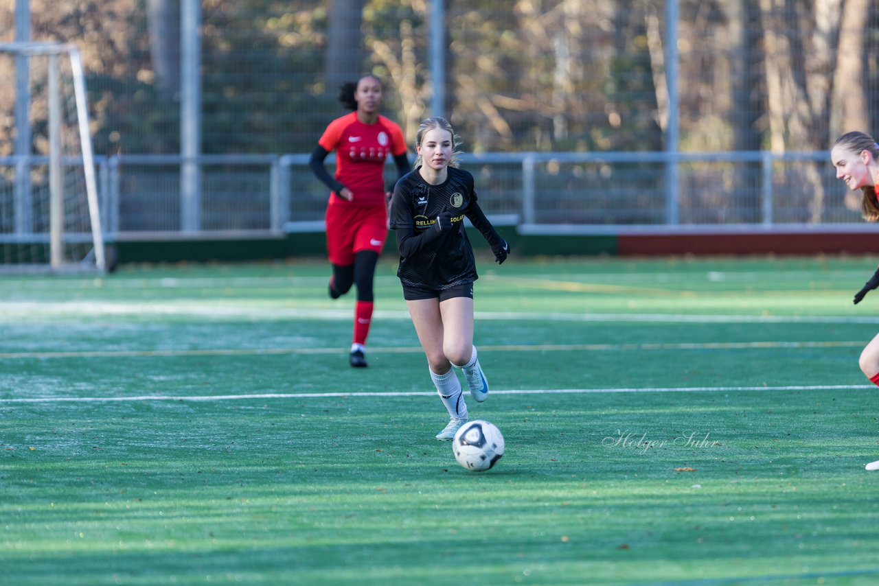 Bild 369 - wBJ VfL Pinneberg2 - Eimsbuttler TV 3 : Ergebnis: 5:0